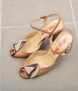 miu miu leather shoes (220mm) (made in Italy)