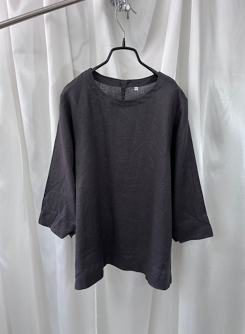 muji linen blouse (XL)